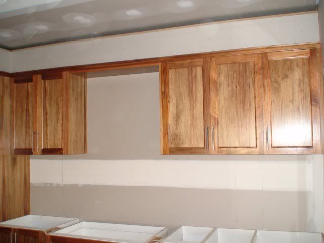 Bulkheads over kitchen wall cupboards with 9ft ceiling?