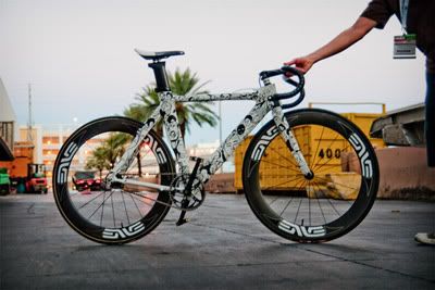 lightest weight bike