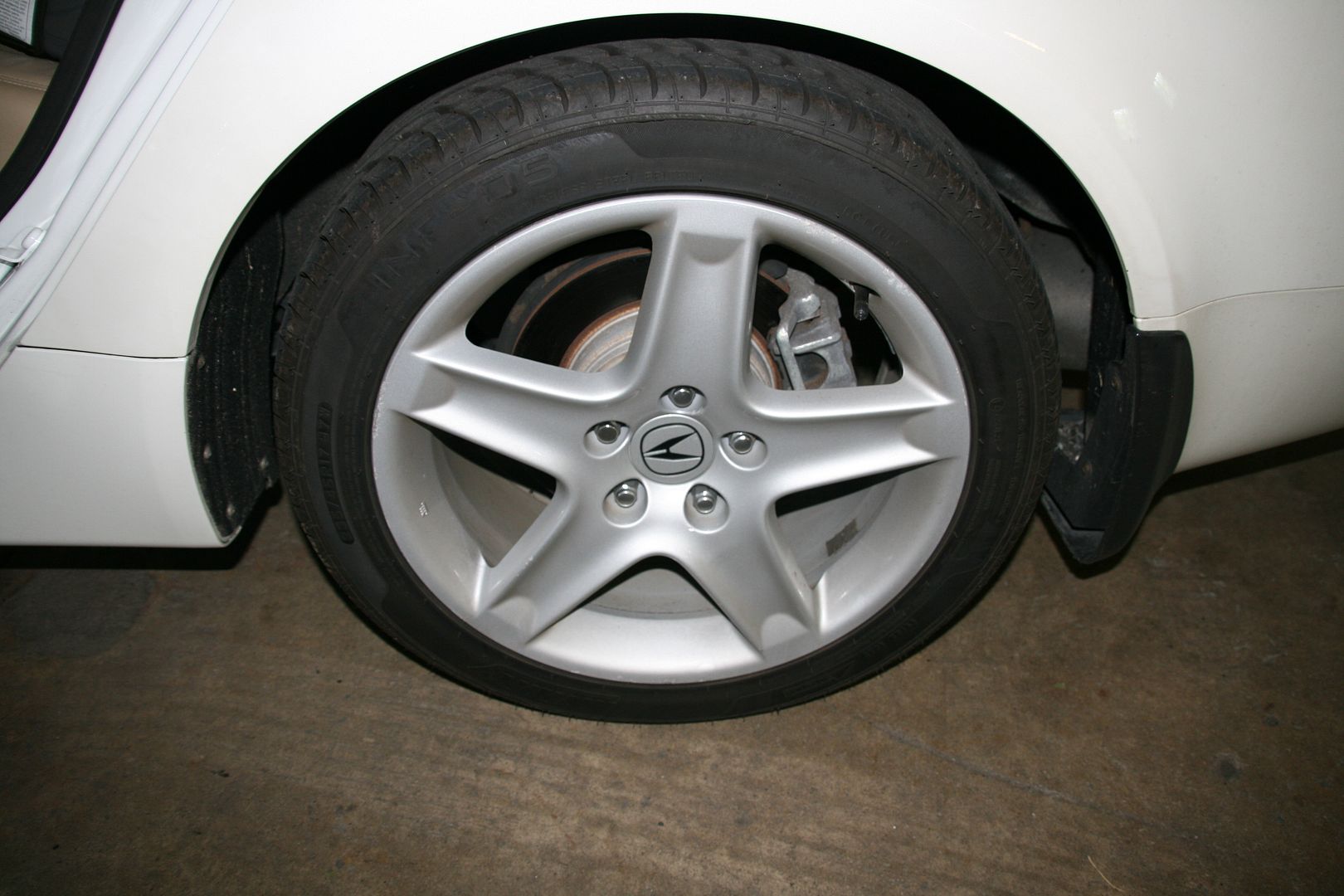 TL011.jpg